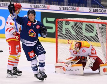 Vítkovice udolaly v Lize mistrů Biel 4:3 v prodloužení, uspěl i Třinec