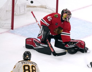 Pastrňák začal sezonu v NHL dvěma góly a nasměroval Boston k výhře