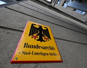 Bývalý příslušník Stasi půjde k soudu za zastřelení Poláka na hranici v Berlíně