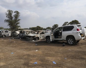 Při útoku Hamásu proti Izraeli zemřelo 13 Francouzů, oznámil Macron