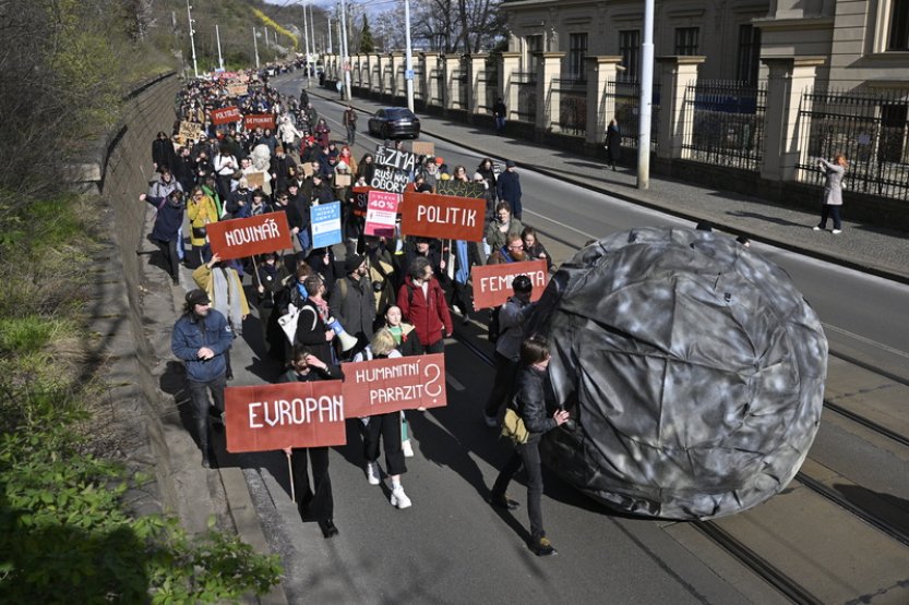 Rektoři a Rada VŠ chtějí v září s odbory protestovat kvůli financování