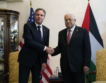 Abbás řekl Blinkenovi, že odmítá nucené vysidlování Palestinců