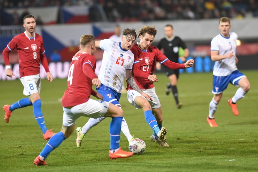 Fotbalisté po prohře v Albánii potřebují v kvalifikaci ME zdolat Faerské ostrovy