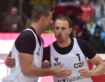 Perušič a Schweiner na MS vyřadili norské obhájce titulu a jsou v semifinále