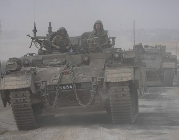 Izrael chce do Gazy vyslat desetitisíce vojáků s cílem dobýt Gazu, píše NYT