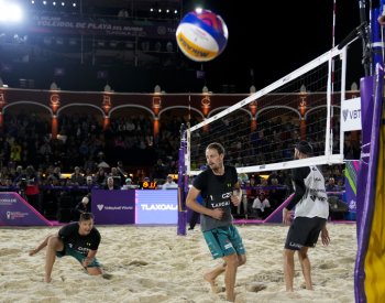 Perušič a Schweiner jsou ve finále beachvolejbalového MS