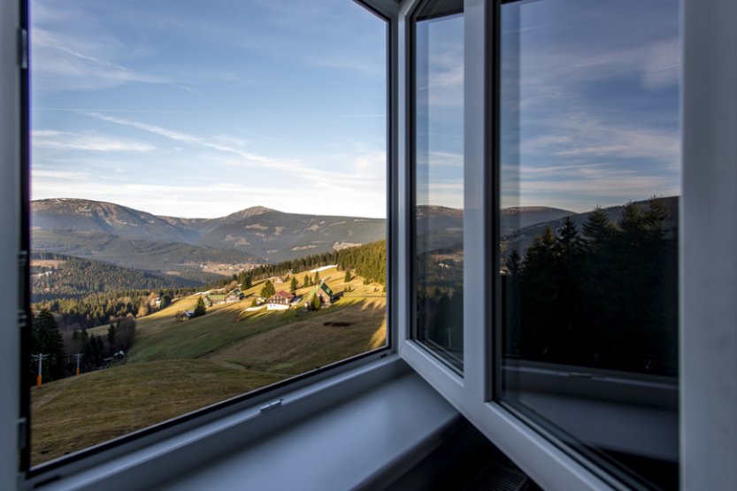 Podzimní prázdniny Češi stráví na tuzemských horách, mnoho jich pojede i k moři