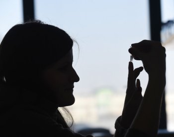 Nadační fond Neuron dnes udělí ceny nadějným vědcům i cenu za celoživotní přínos