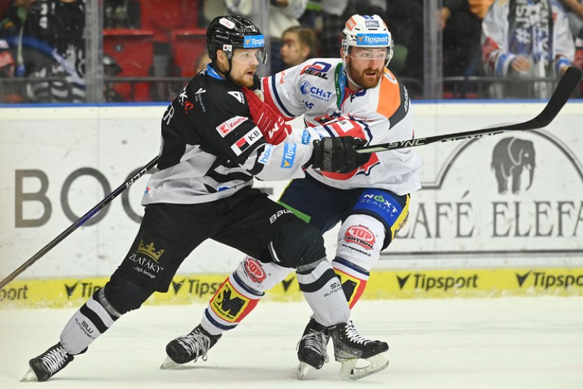 Pardubice zvítězily na ledě Karlových Varů 3:0, Will má první nulu v sezoně