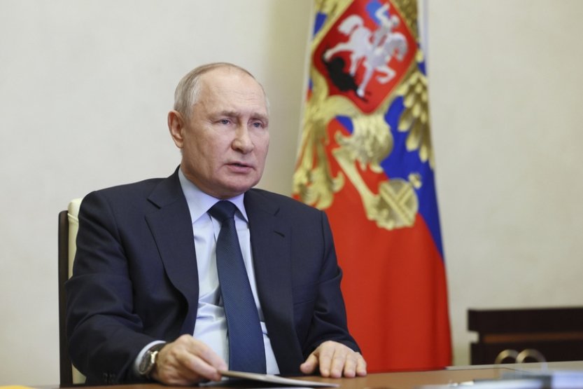 Rusko je připraveno napomoci k míru, řekl Putin Netanjahuovi