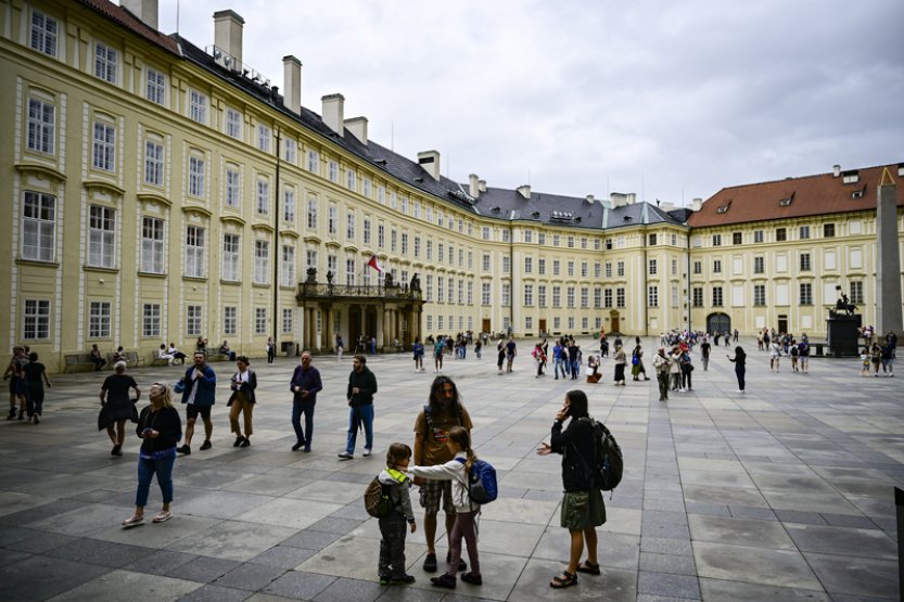 Nádvoří Pražského hradu podle soudu nejsou veřejným prostranstvím