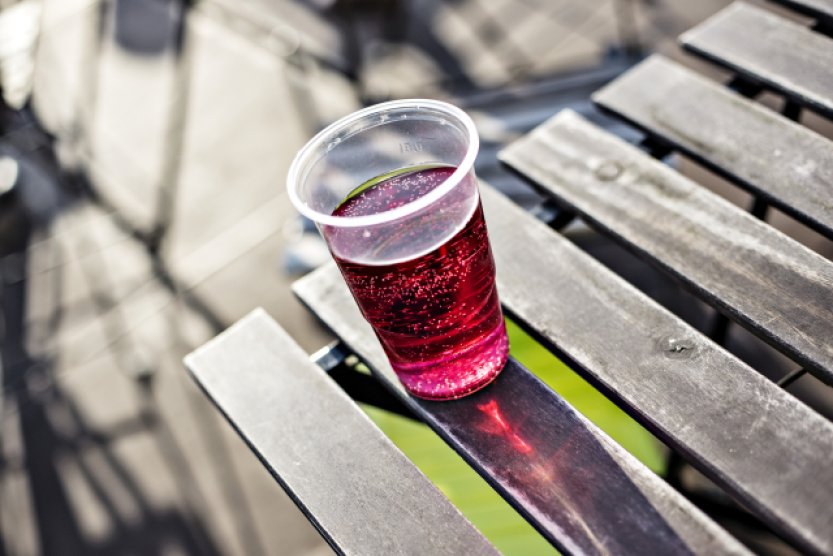 Spotřební daň ze slazených nápojů přinese miliardy a sníží obezitu, uvádí studie