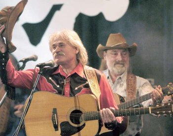 Country skupina Fešáci vyrazí v listopadu na turné, kde představí nové DVD