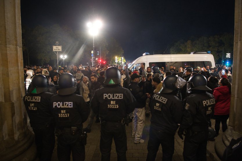 V Německu se v noci konaly propalestinské manifestace, některé byly násilné