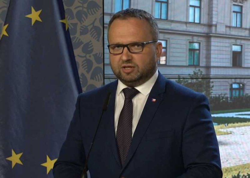 Vláda se postavila neutrálně k návrhu na změnu rozdělení daní krajům