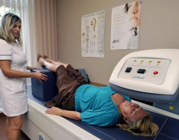 Až 750.000 lidí v ČR trpí řídnutím kostí, odhalit je může preventivní vyšetření