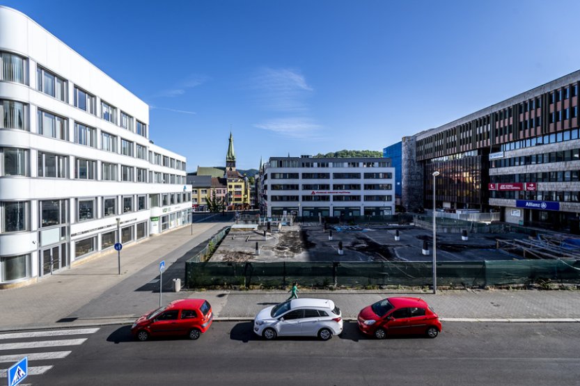 Ústečtí zastupitelé rozhodli tajným hlasováním o odkupu tzv. 'díry'