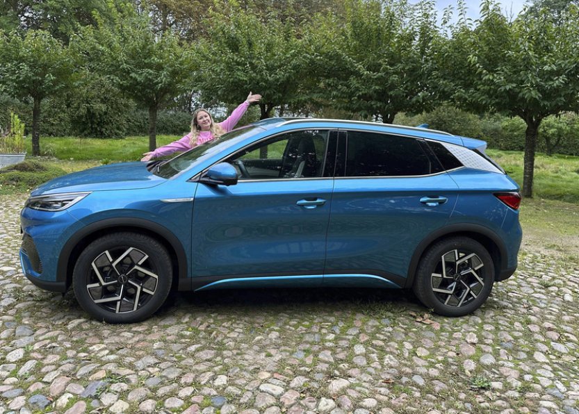 AP: Evropa chce omezit příliv čínských elektromobilů, Evropané je ale milují