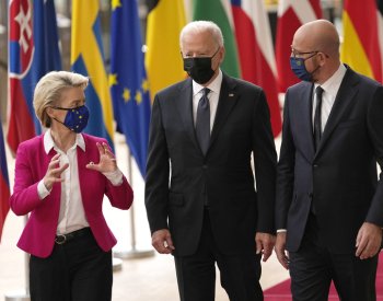 USA a EU budou na summitu řešit Ukrajinu, Blízký východ i obchodní spory