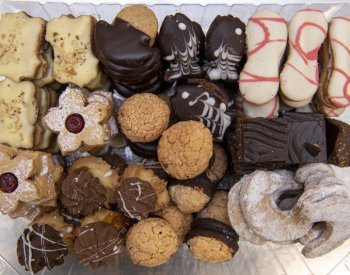 V obchodech se již prodává vánoční cukroví, podle svazu se cena nemění