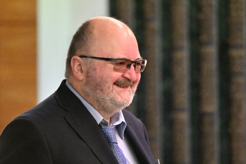 Soudce Valehrach přišel o funkci kvůli průtahům v řízení