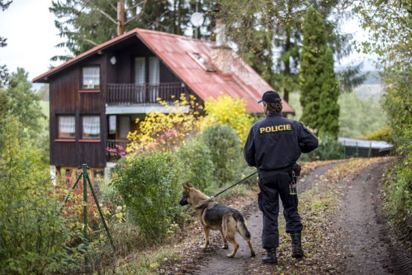 Průzkum: Dvě pětiny chat a chalup nemá pojištění proti vykradení