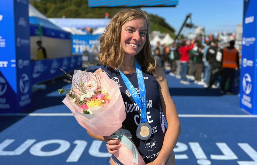 Triatlonistka Zimovjanová vybojovala na SP v Tchongjongu životní třetí místo