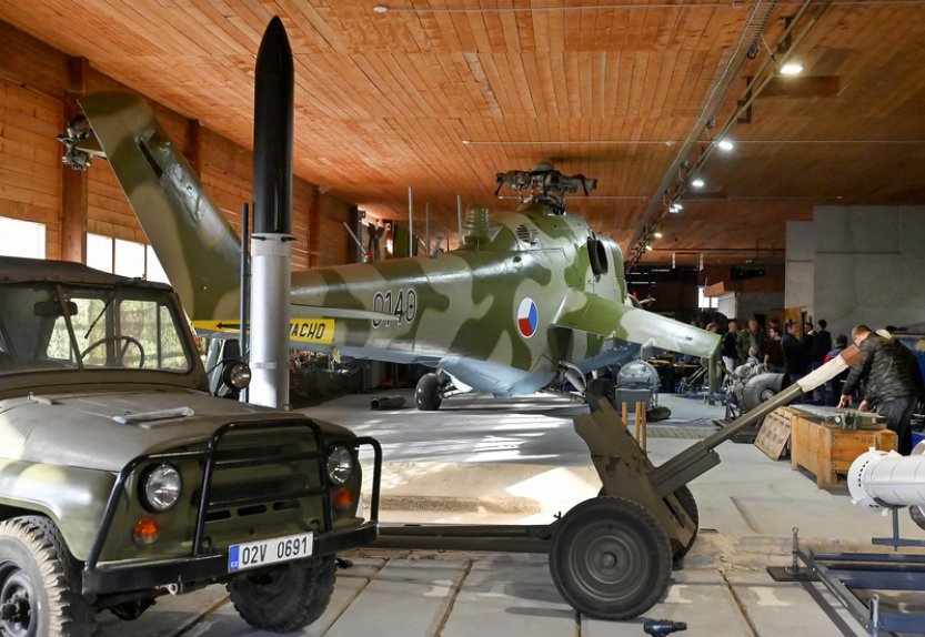 V bývalé pile ve Studenci je vystavená historická technika, bude tam muzeum