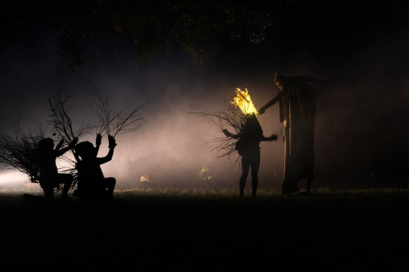 Slavnost stromů ve Valdštejnské lodžii na Jičínsku přilákala stovky lidí