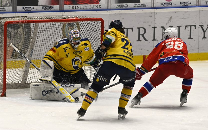 Poruba zdolala Zlín 3:2 po nájezdech a vede první ligu o dva body