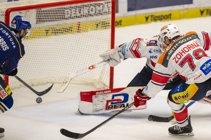 13. kolo ELH: Pardubice i Litvínov prohrály, třetí Sparta snížila odstup na čelo extraligy