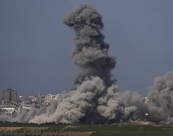 Izrael podniká nálety na Gazu, útočí také na Hizballáh