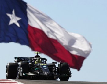 Hamilton a Leclerc byli kvůli nevyhovujícím vozům diskvalifikování z GP USA