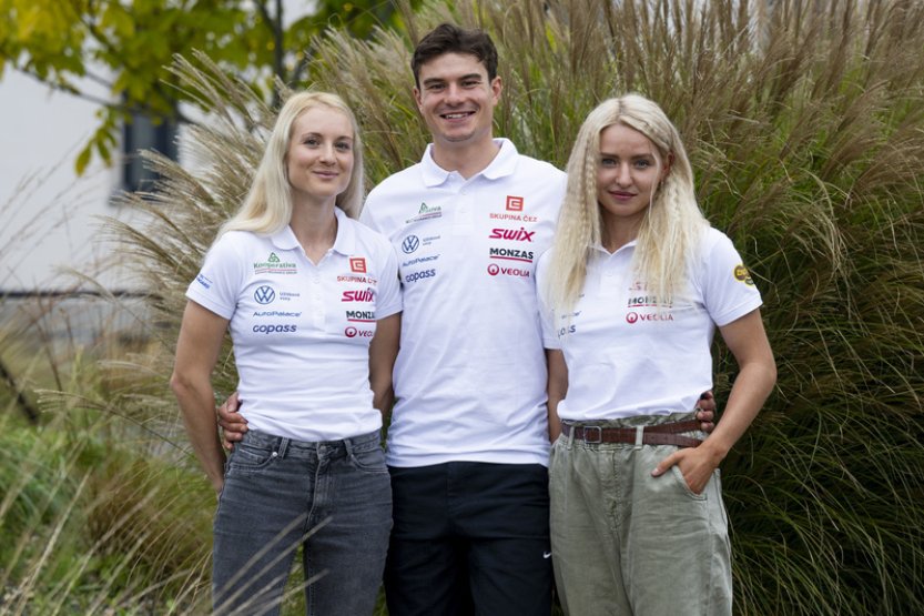 Měsíc před začátkem SP se čeští běžci na lyžích chystají poprvé na sníh