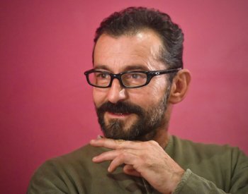 V seriálu Docent se policejní práce blíží skutečnosti, oceňuje Ondřej Vetchý