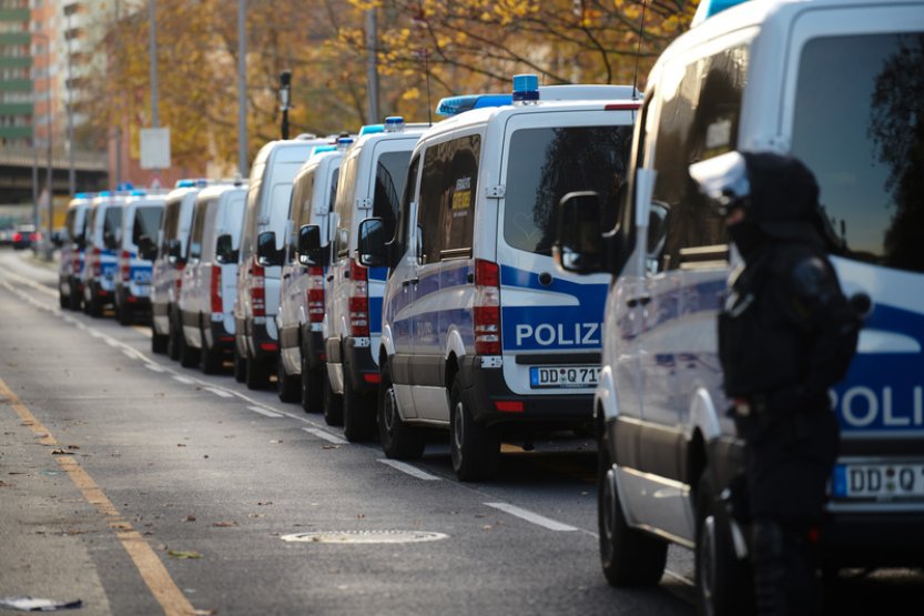 Bild: Německá policie zadržela radikála, který chystal útok na židovskou akci