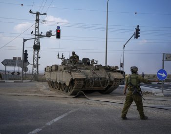 WSJ: Izrael pozdrží pozemní útok, aby USA stihly posílit protivzdušnou obranu