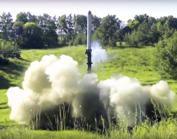 Ruský výrobce raket dál získává součástky z USA a Evropy, tvrdí server