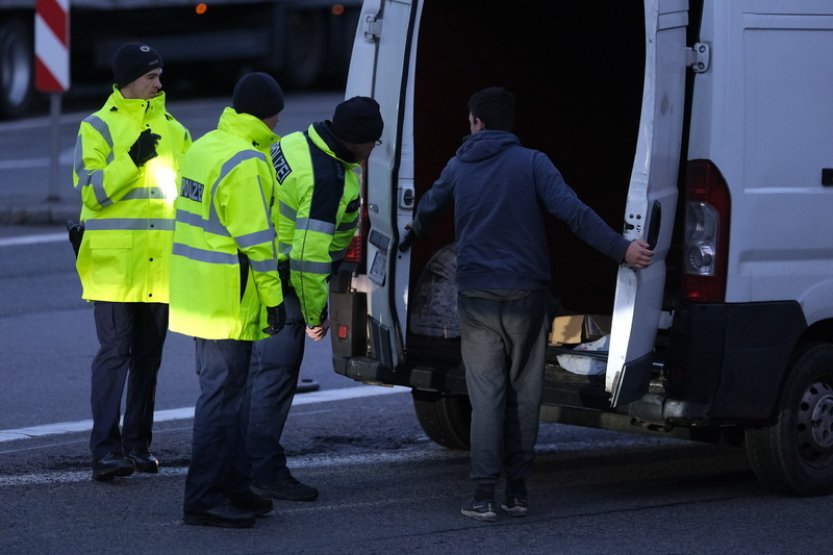 Za deset dní německých kontrol hlásí policie 3700 případů nedovoleného vstupu