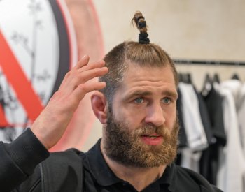 Bojovník MMA Procházka chce proti Pereirovi získat zpátky titul UFC