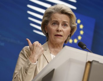 EU chystá 12. balík protiruských sankcí, uvedla po summitu von der Leyenová