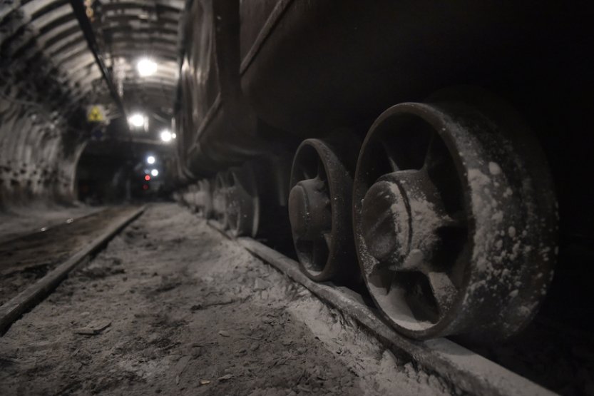 Nejméně 20 horníků zahynulo při požáru uhelného dolu v Kazachstánu