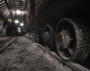 Nejméně 20 horníků zahynulo při požáru uhelného dolu v Kazachstánu