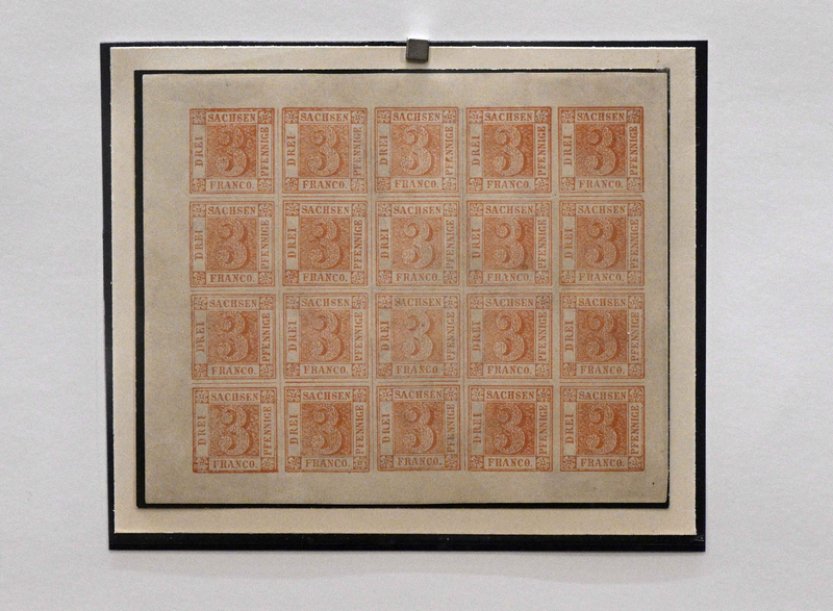 V pražském Obecním domě začíná výstava filatelistických rarit za půl miliardy Kč