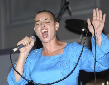 Úmrtí Sinéad O'Connorová