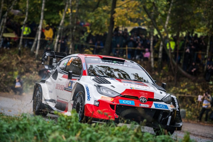 Rovanperä obhájil titul mistra světa, Cais byl na Středoevropské rallye 11.