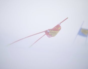 Úvodní závod SP lyžařů obří slalom v Söldenu byl kvůli větru zrušen