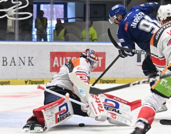 Pardubice zabraly po dvou prohrách a vyhrály v Kladně 6:2