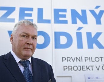V Napajedlech je první průmyslový elektrolyzér na výrobu zeleného vodíku v Česku