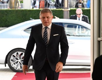 Fico slibuje první návštěvu v Česku i svrchovanou zahraniční politiku